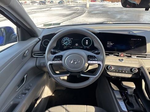 Used 2023 Hyundai Elantra SEL w/ Convenience Package image 23