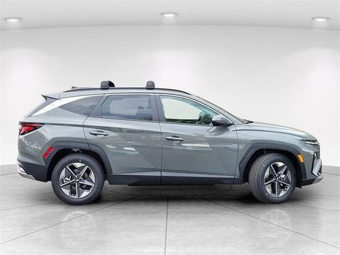 New 2026 Hyundai Tucson SEL image 2