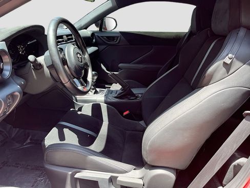 Used 2024 Toyota GR86 TRUENO Edition image 20