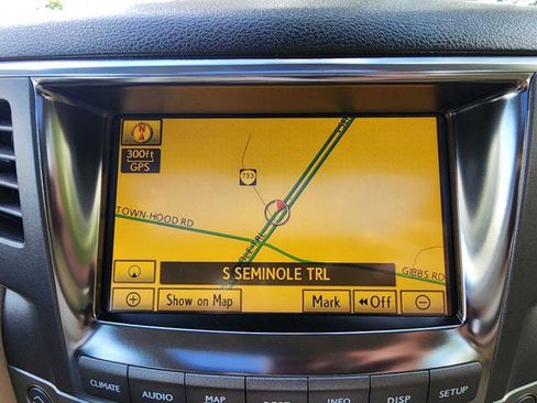 Used 2010 Lexus LX 570 4WD image 27