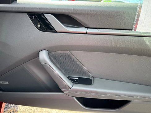 Used 2021 Porsche 911 Carrera image 17