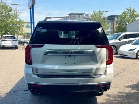 Used 2021 GMC Yukon XL Denali AWD/4WD image 5