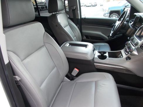 Used 2018 Chevrolet Tahoe LT w/ Luxury Package image 20