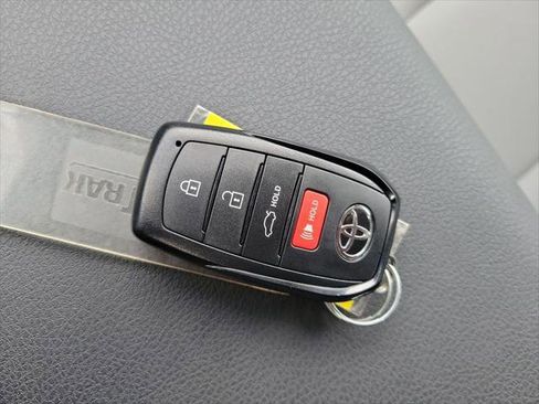 Certified 2026 Toyota Camry SE image 35