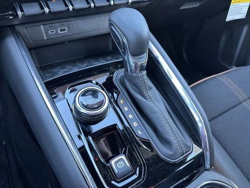 New 2026 GMC Canyon AT4 image 16