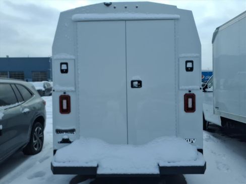 New 2024 Chevrolet Express 3500 w/ Power Convenience Package RWD image 21