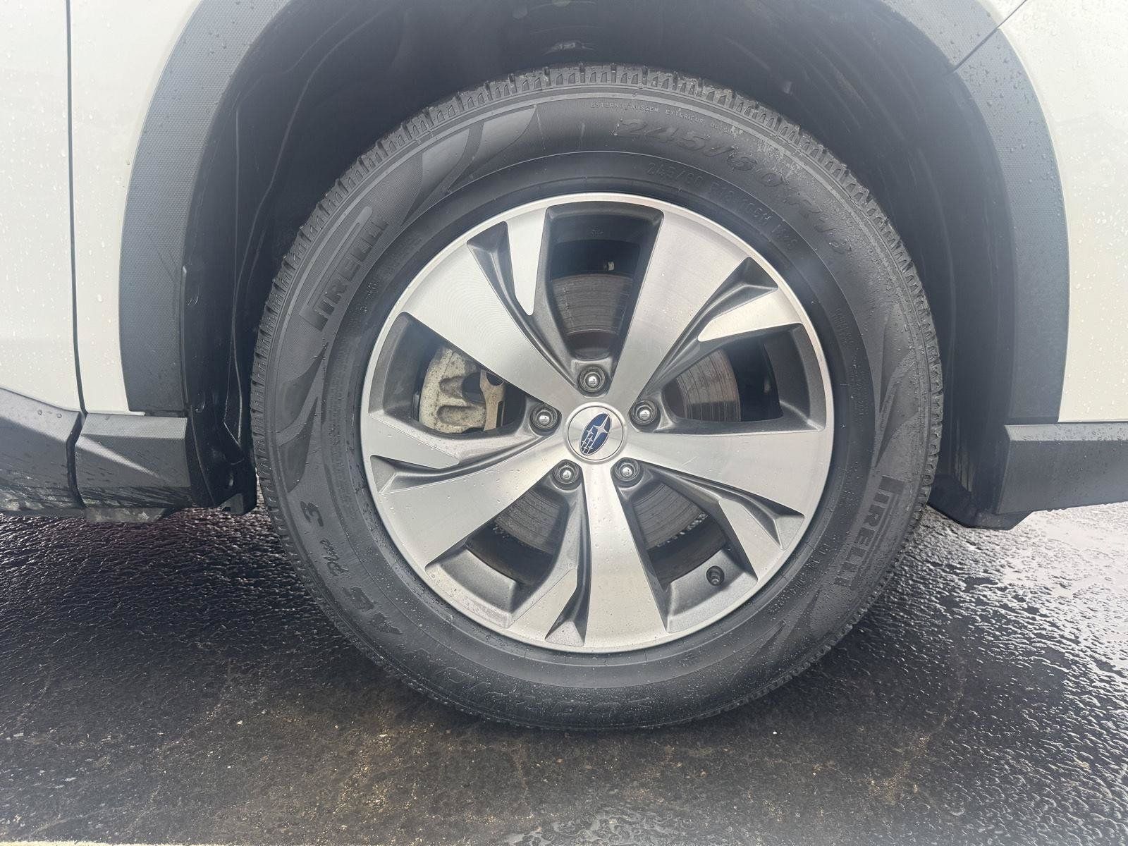 Used 2025 Subaru Ascent Premium AWD/4WD image 9