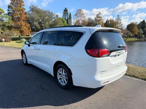 Used 2020 Chrysler Voyager Lxi image 7