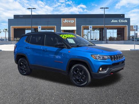 Used 2024 Jeep Compass Trailhawk w/ Trailhawk Convenience Group AWD/4WD image 1