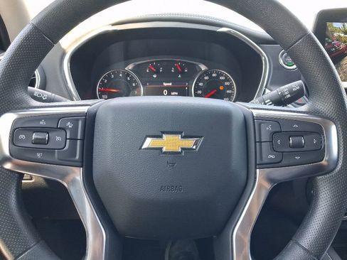 Used 2025 Chevrolet Blazer LT FWD image 27