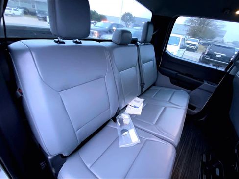 Certified 2024 Ford F250 XL w/ FX4 Off-Road Package image 16