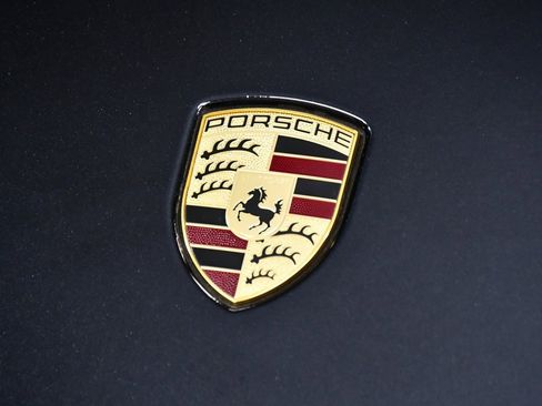 Used 2016 Porsche 911 Carrera 4 image 92