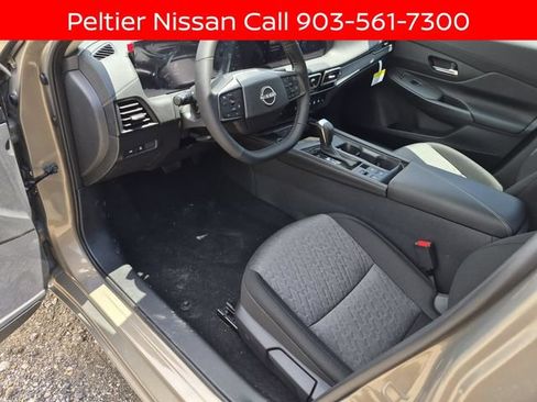 New 2026 Nissan Sentra SV w/ SV Convenience Package FWD image 8