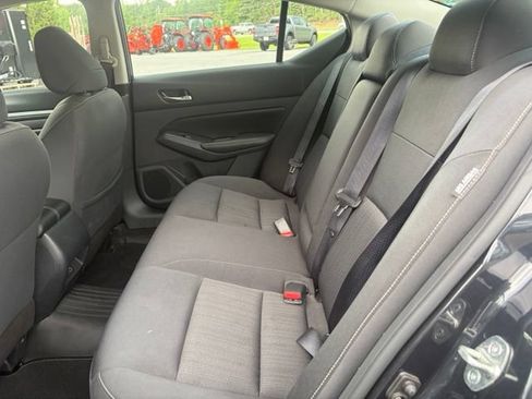 Used 2022 Nissan Altima 2.5 SV FWD image 15