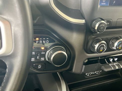 Used 2022 RAM 1500 Big Horn AWD/4WD image 16