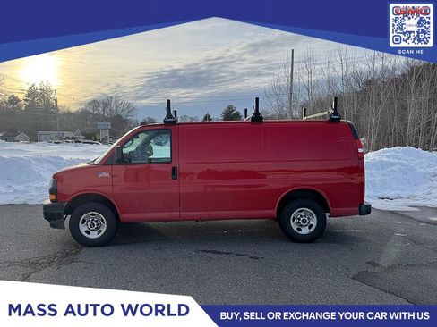Used 2019 GMC Savana 2500 w/ Driver Convenience Package image 1