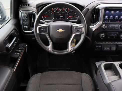 Certified 2022 Chevrolet Silverado 2500 LT image 22