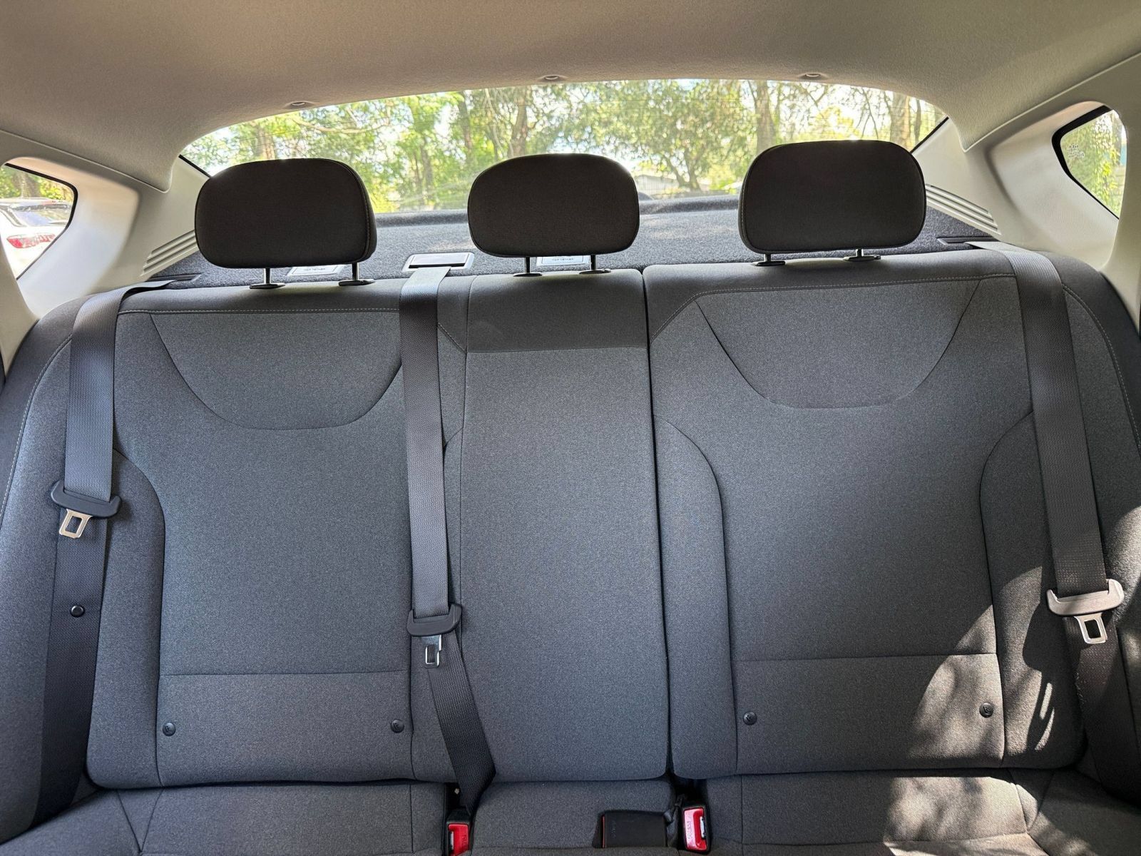 Used 2025 Kia K4 FWD image 35