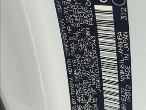 Used 2025 Toyota Prius Plug-In Hybrid w/ Limited Premium Package image 29