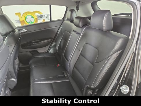 Used 2018 Kia Sportage EX FWD image 12