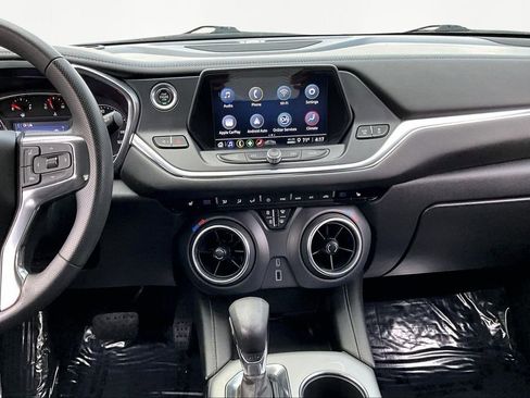 Used 2022 Chevrolet Blazer LT image 9