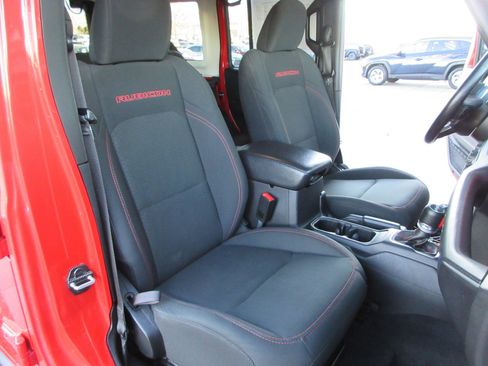 Used 2020 Jeep Wrangler Unlimited Rubicon w/ Cold Weather Group image 24