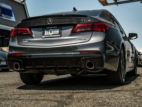 Used 2020 Acura TLX V6 SH-AWD w/ Advance Package image 3
