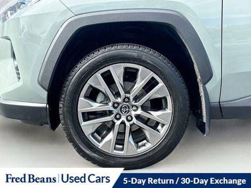 Used 2019 Toyota RAV4 XLE Premium w/ Cold Weather Package AWD/4WD image 34
