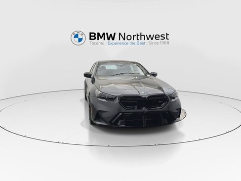 New 2027 BMW M5 w/ Executive Package AWD/4WD image 6