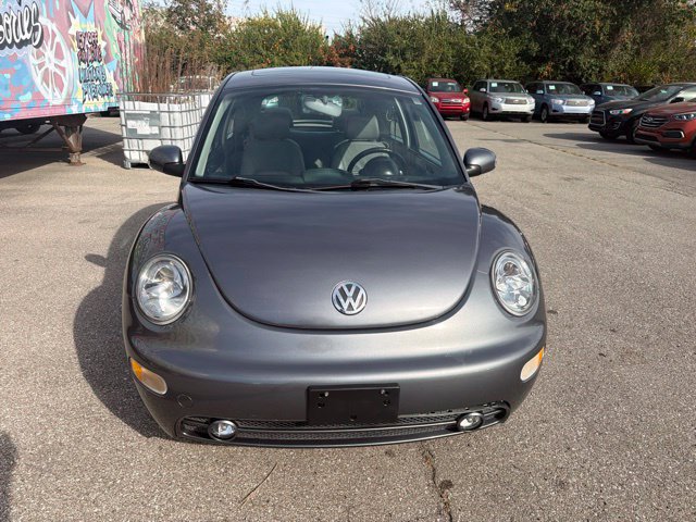 Used 2005 Volkswagen Beetle GLS FWD image 2