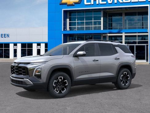 New 2026 Chevrolet Equinox ACTIV w/ Convenience Package III image 2