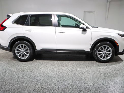 Used 2023 Honda CR-V EX-L image 6