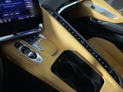 Used 2022 Chevrolet Corvette Stingray Preferred Cpe w/ Battery Protection Package RWD image 23