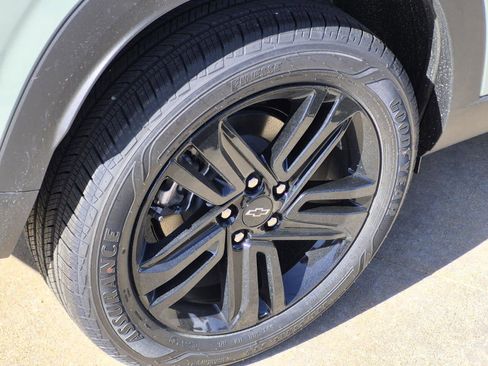 New 2026 Chevrolet Trax ACTIV w/ Sunroof Package image 5