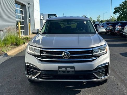 Used 2021 Volkswagen Atlas SE w/ Towing Package AWD/4WD image 2
