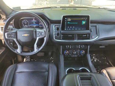 Used 2024 Chevrolet Suburban LT AWD/4WD image 4