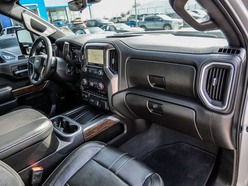 Used 2023 Chevrolet Silverado 2500 High Country image 15