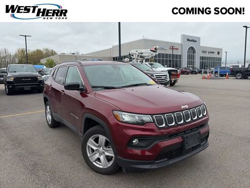 Used 2022 Jeep Compass Latitude w/ Convenience Group AWD/4WD image 1