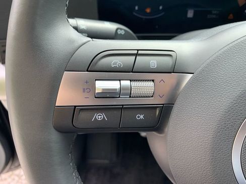 Used 2024 Hyundai Kona SEL FWD image 21
