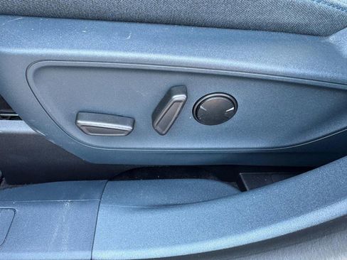 New 2025 Ford Maverick XLT w/ XLT Luxury Package image 18