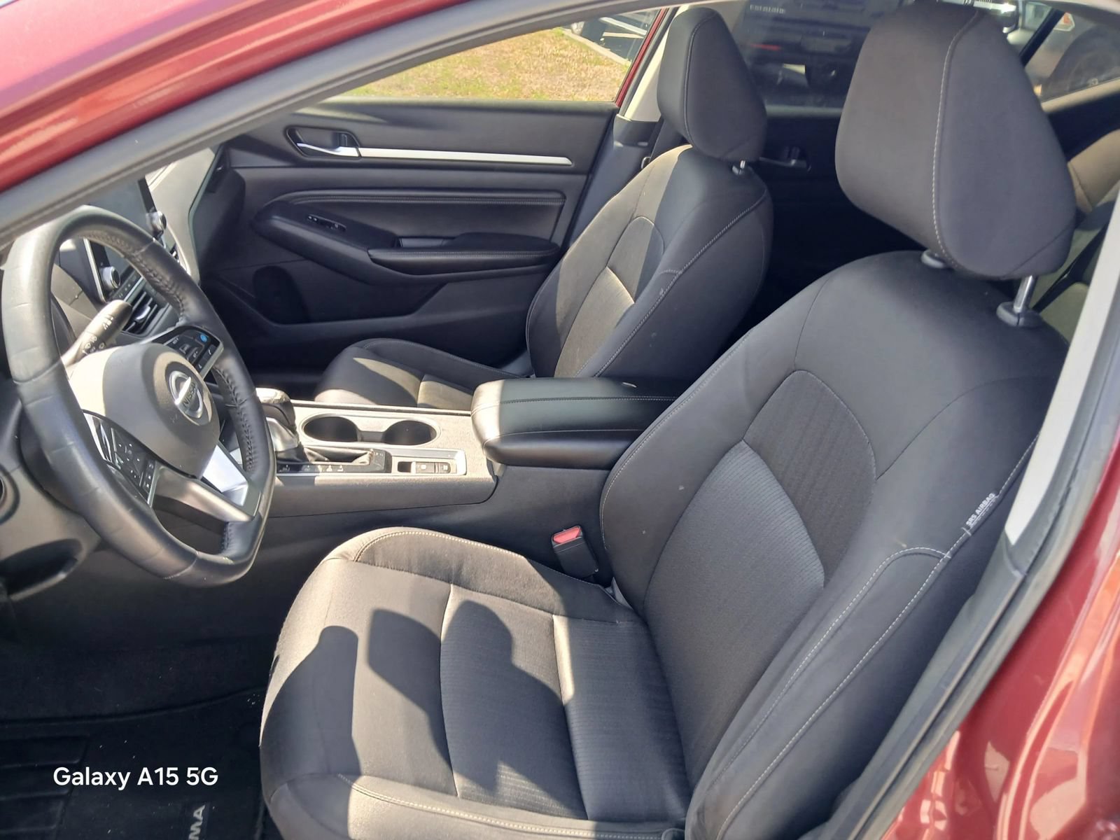 Used 2019 Nissan Altima 2.5 SV FWD image 11