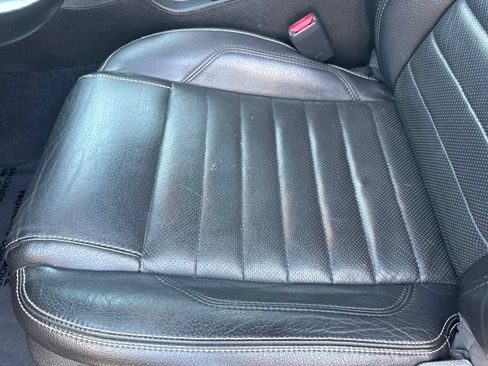 Used 2010 Ford Mustang Premium RWD image 14