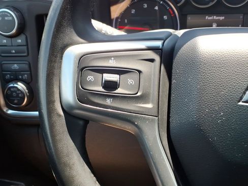 Used 2023 Chevrolet Silverado 2500 LT AWD/4WD image 18
