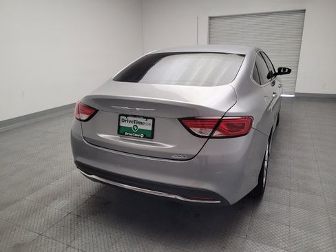 Used 2015 Chrysler 200 Limited FWD image 7
