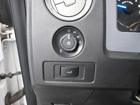 Used 2014 Ford F150 XLT AWD/4WD image 27