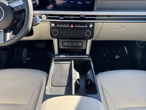 Used 2025 Hyundai Tucson Blue image 39