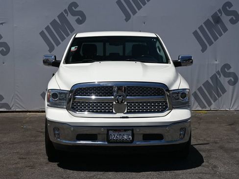 Used 2017 RAM 1500 Laramie w/ Convenience Group AWD/4WD image 2