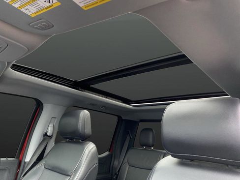 Used 2021 Ford F150 Lariat w/ Equipment Group 502A High image 7