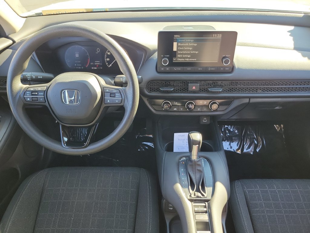 Certified 2025 Honda HR-V LX image 10