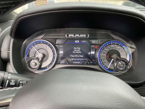 Used 2020 RAM 1500 Limited w/ Black Appearance Package image 28